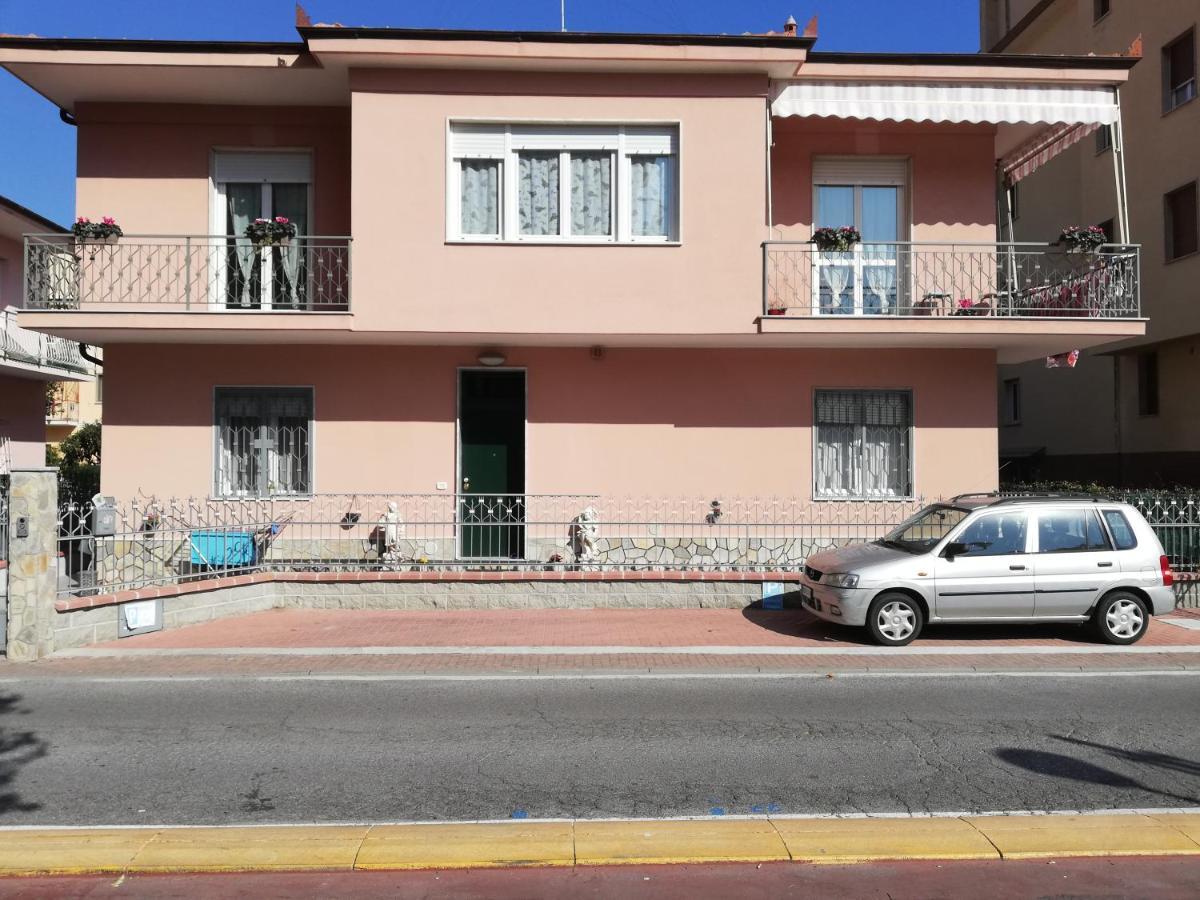 B&B Mila E Nan Borghetto Santo Spirito Εξωτερικό φωτογραφία